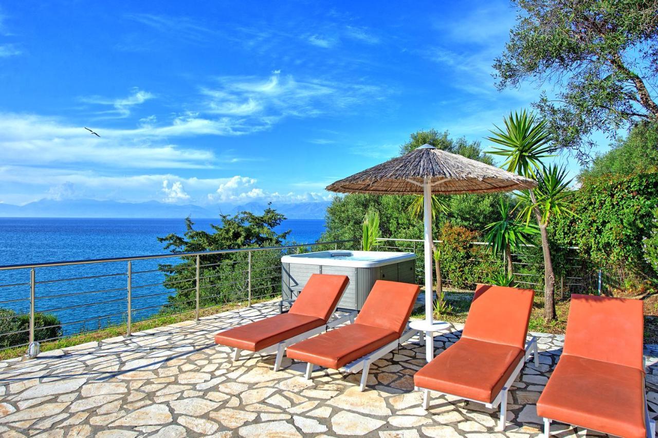 Beachfront Villa Seasun By Posarellivillas Agios Spyridon  Exterior photo